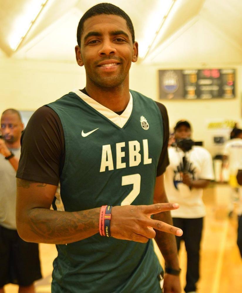 英超 阿森纳VS布伦特福德比分预测 积分排名与争冠形势：欧冠后遗症的考验（英超前瞻：阿森纳VS布伦特福德，比分预判与积分格局，欧冠消耗成关键考验）