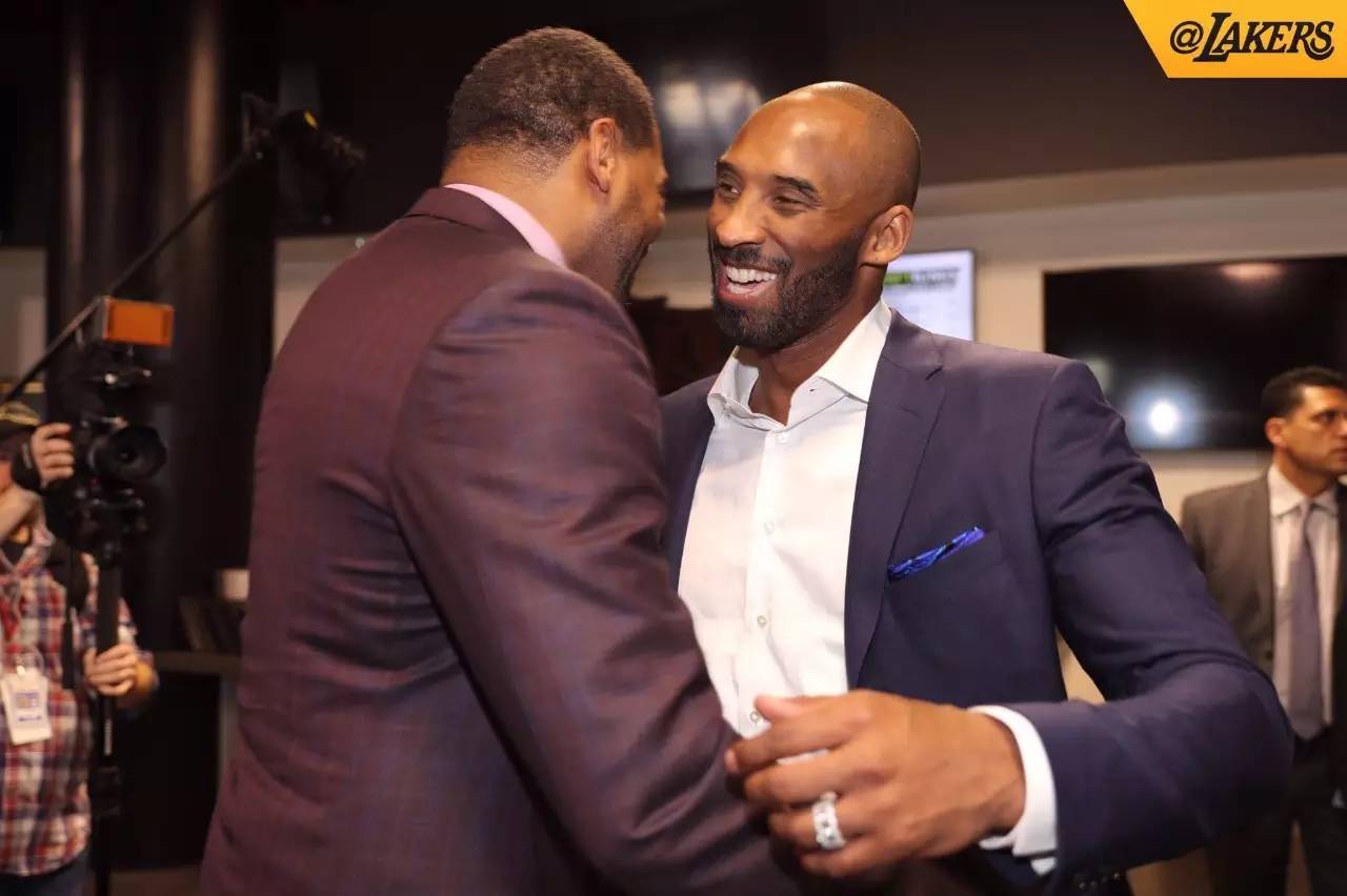 获中乙最佳球员，费尔南多：感谢申花的培养，感谢恒宸的舞台（荣膺中乙最佳球员，费尔南多：感谢申花栽培，感谢恒宸提供舞台）